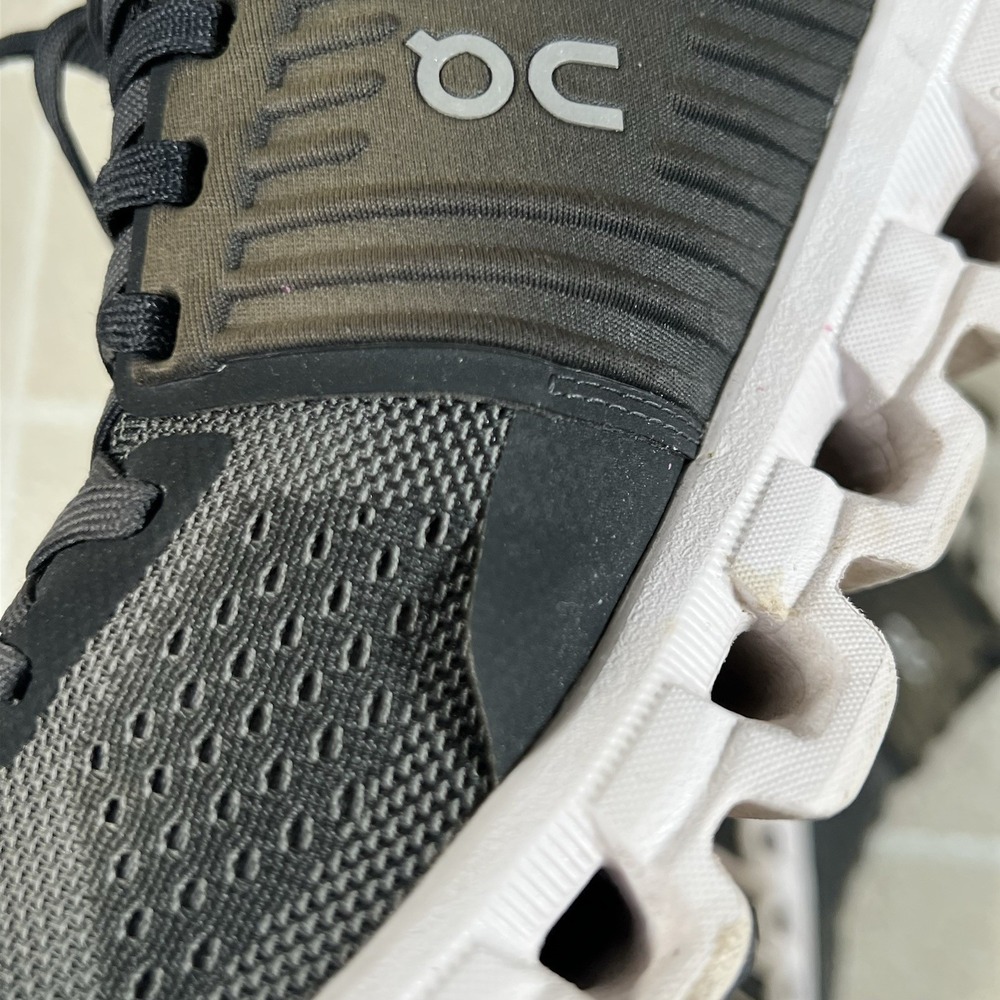On Cloud Running Shoes for Women - Olive/Black - Picture 9 of 10